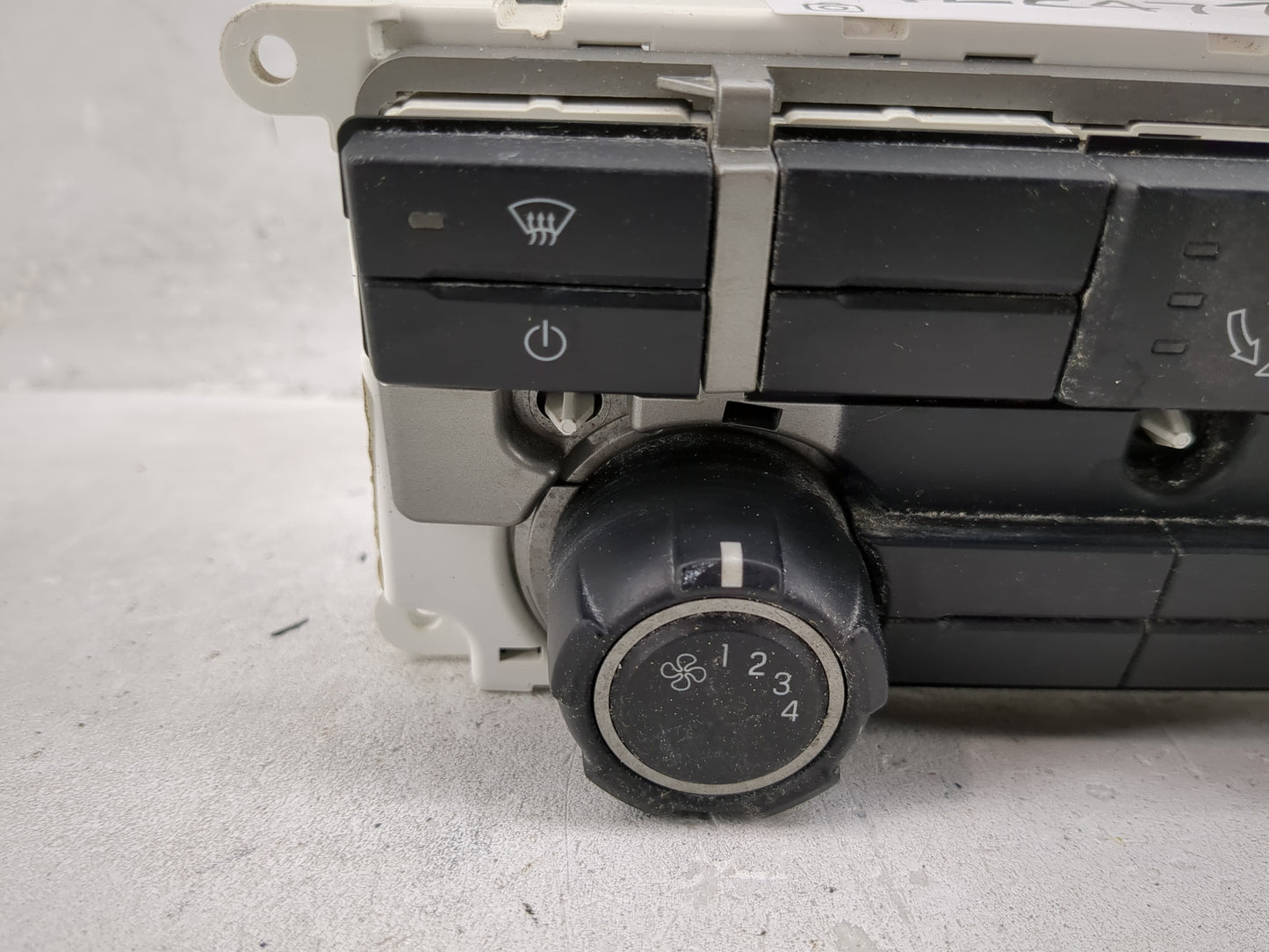 2013-2014 Ford F-150 Climate Control Module Temperature AC/Heater Replacement P/N:DL3T-19980-CA Fits Fits 2013 2014 OEM Used