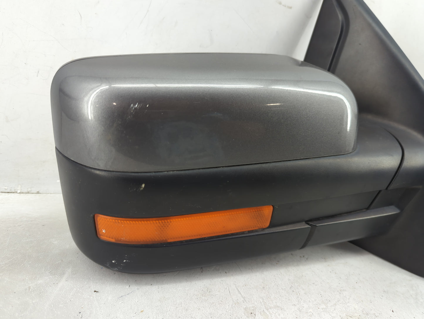 2011-2014 Ford F-150 Passenger Side View Mirror - Right Door Mirror OEM Used - Oemusedautoparts1.com