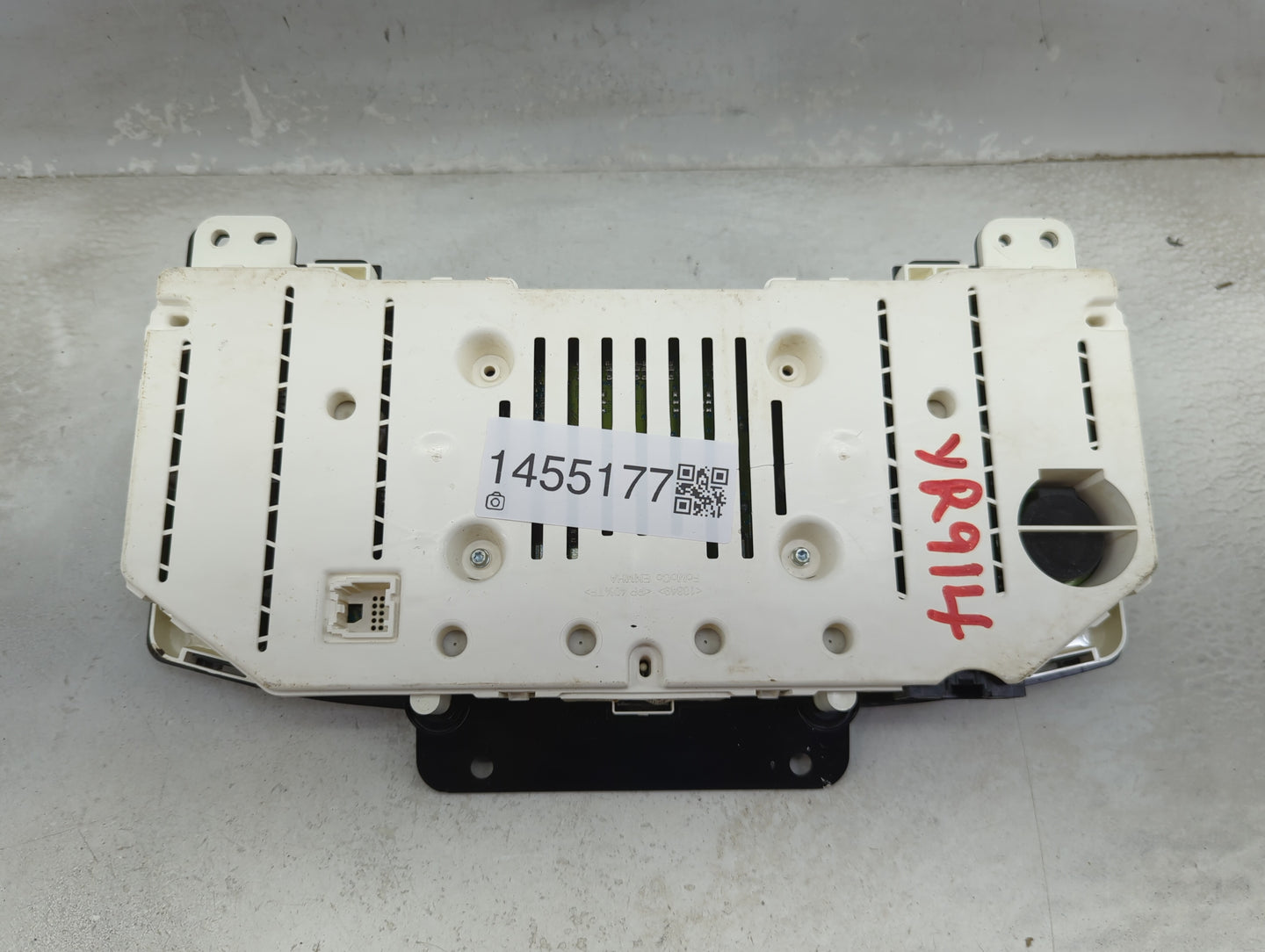 2014 Ford F-150 Instrument Cluster Speedometer Gauges P/N:EL3T-10849-FA Miles: Fits OEM Used Auto Parts - Oemusedautoparts1.