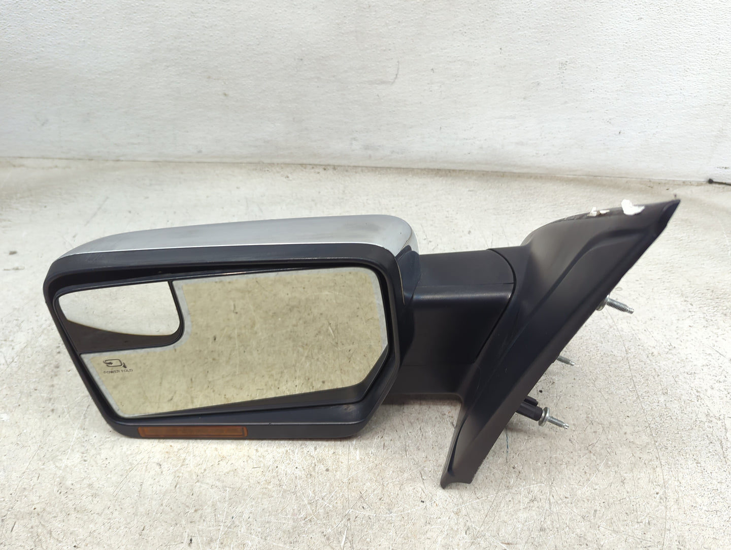 2011-2014 Ford F-150 Driver Side View Mirror - Left Door Mirror OEM Used - Oemusedautoparts1.com
