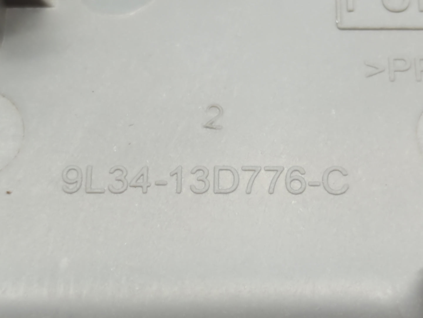 2009-2014 Ford F-150 Center Floor Console P/N:9L34-13D776-C Fits Fits 2009 2010 2011 2012 2013 2014 OEM Used Auto Parts - Oe