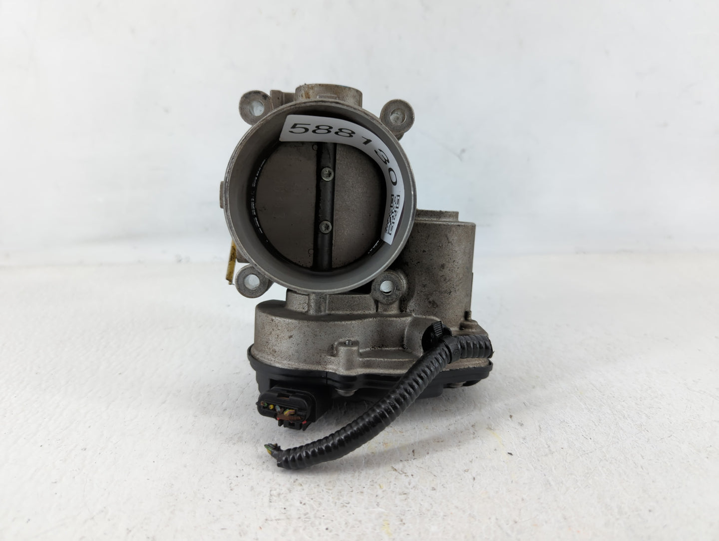 2011-2017 Ford F-150 Throttle Body P/N:132694000074 Fits Fits 2011 2012 2013 2014 2015 2016 2017 2018 2019 OEM Used Auto Par