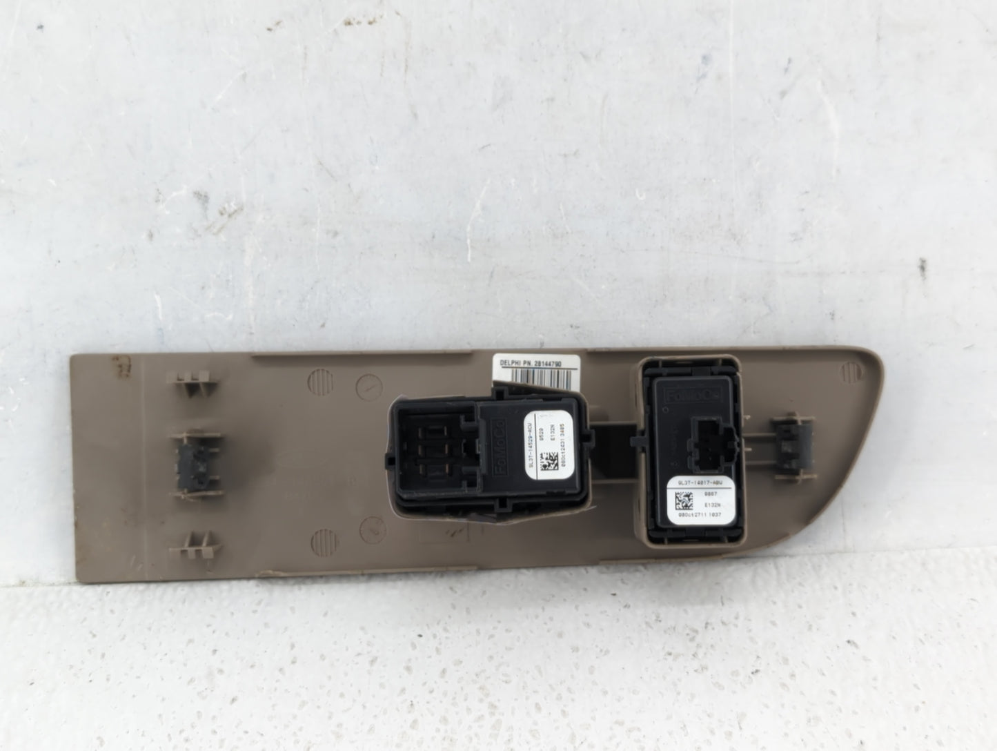 2010-2014 Ford F-150 Passenger Right Power Window Switch 9l3t-14529-acw - Oemusedautoparts1.com