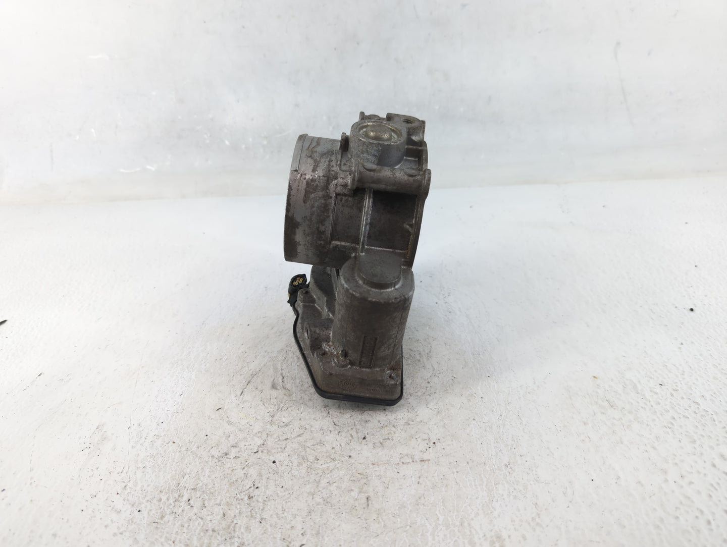 2011-2017 Ford F-150 Throttle Body P/N:AT4E-EH Fits Fits 2011 2012 2013 2014 2015 2016 2017 2018 2019 OEM Used Auto Parts - 