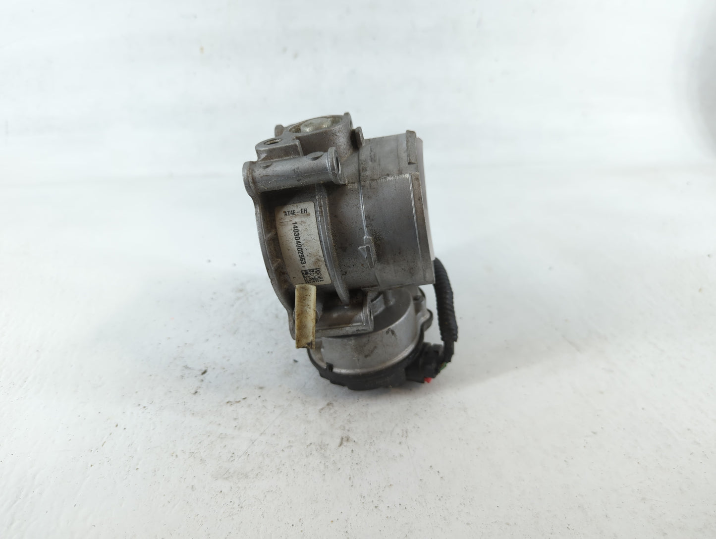 2011-2017 Ford F-150 Throttle Body P/N:140304002563 AT4E-EH Fits Fits 2011 2012 2013 2014 2015 2016 2017 2018 2019 OEM Used 
