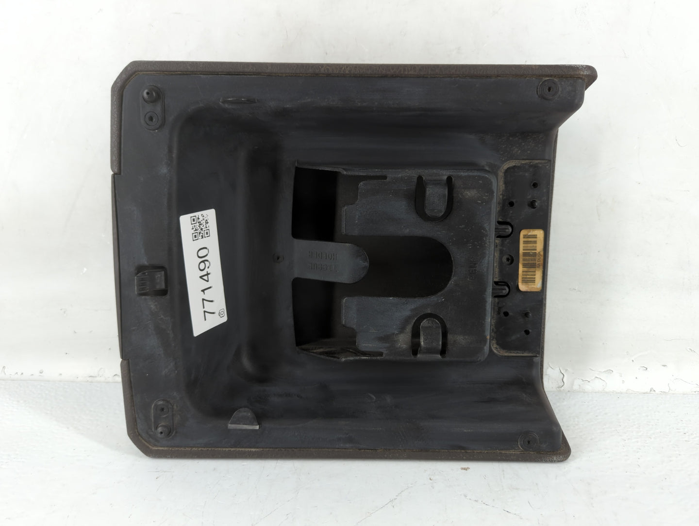 2014 Ford F-150 Center Console Armrest Cover Lid Fits OEM Used Auto Parts - Oemusedautoparts1.com