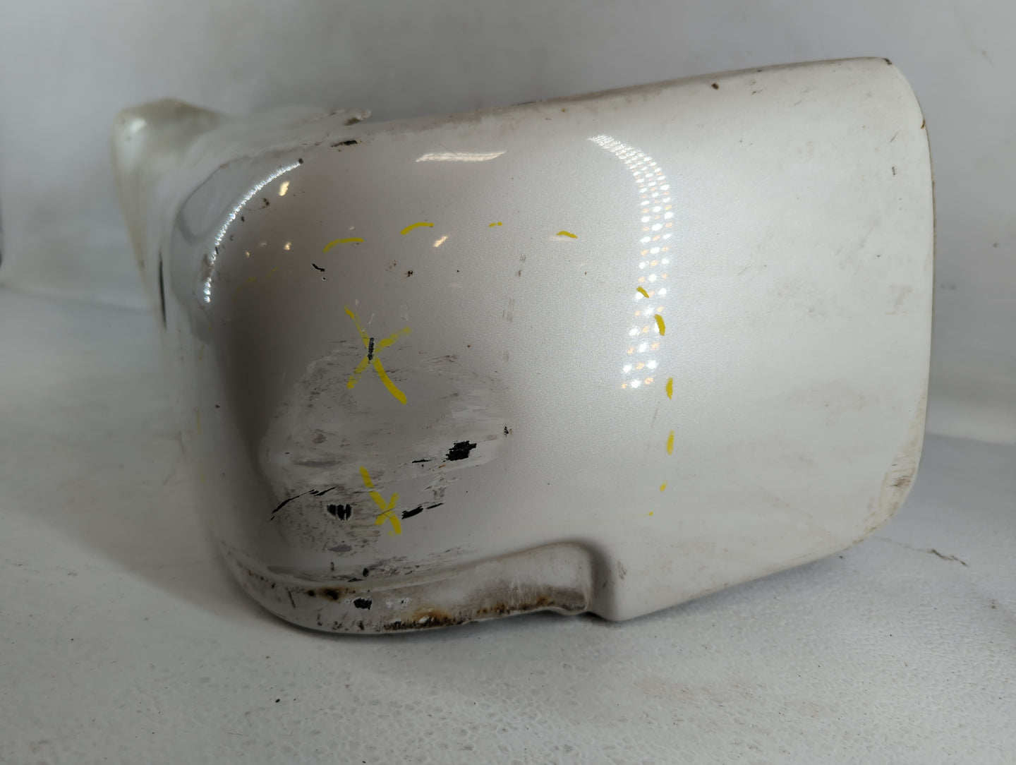 2009-2014 Ford F-150 Rear Bumper Assembly Oem Light Grey - Oemusedautoparts1.com