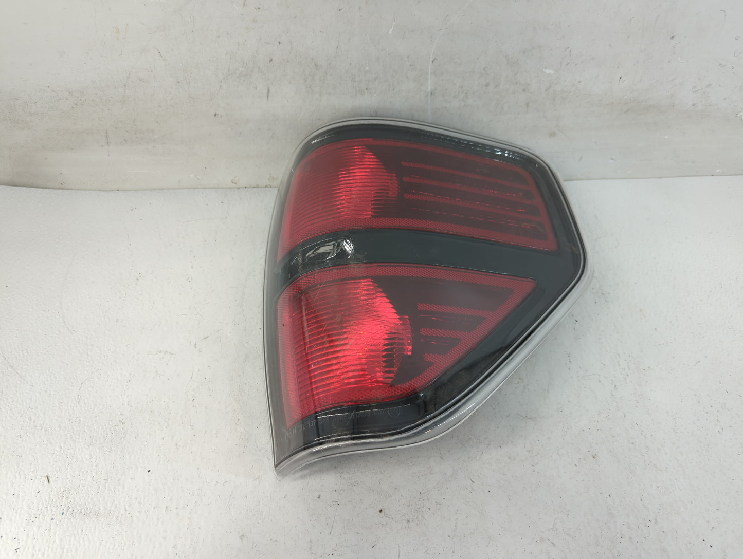 2010-2014 Ford F-150 Rear Center Lid Brake Light Tail Light P/N:BL3J-13404-A BL34-13404-B Fits Fits 2010 2011 2012 2013 2014