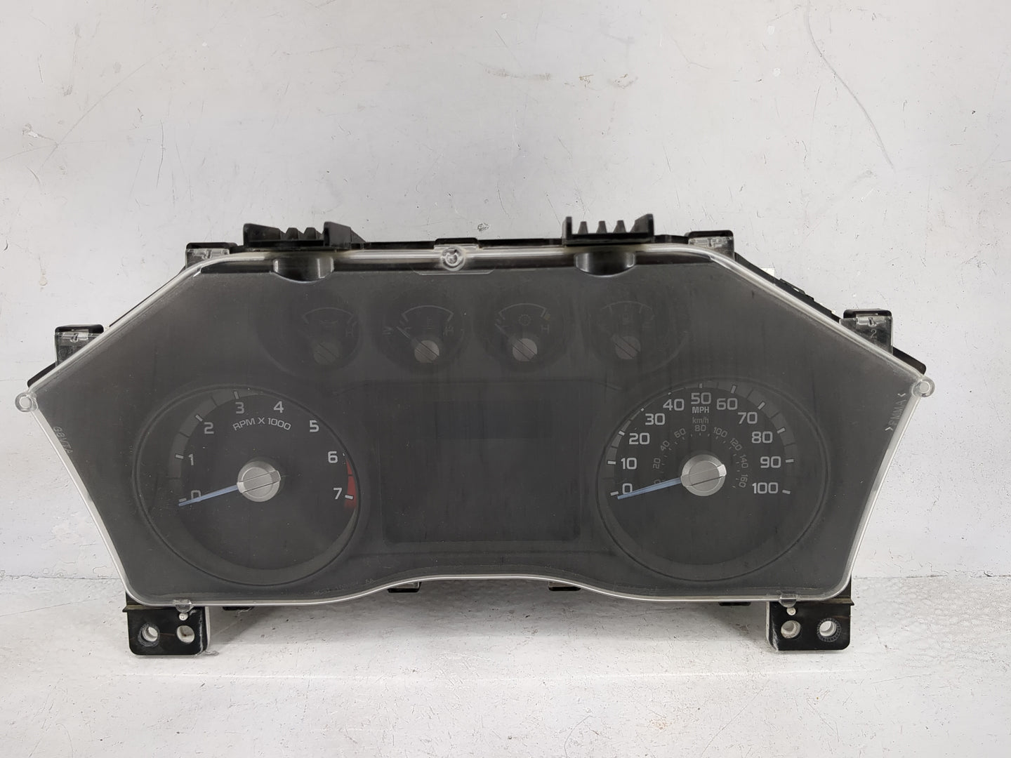 2014 Ford F-250 Super Duty Instrument Cluster Speedometer Gauges P/N:EC3T-10849-AA Miles: Fits OEM Used Auto Parts - Oemused