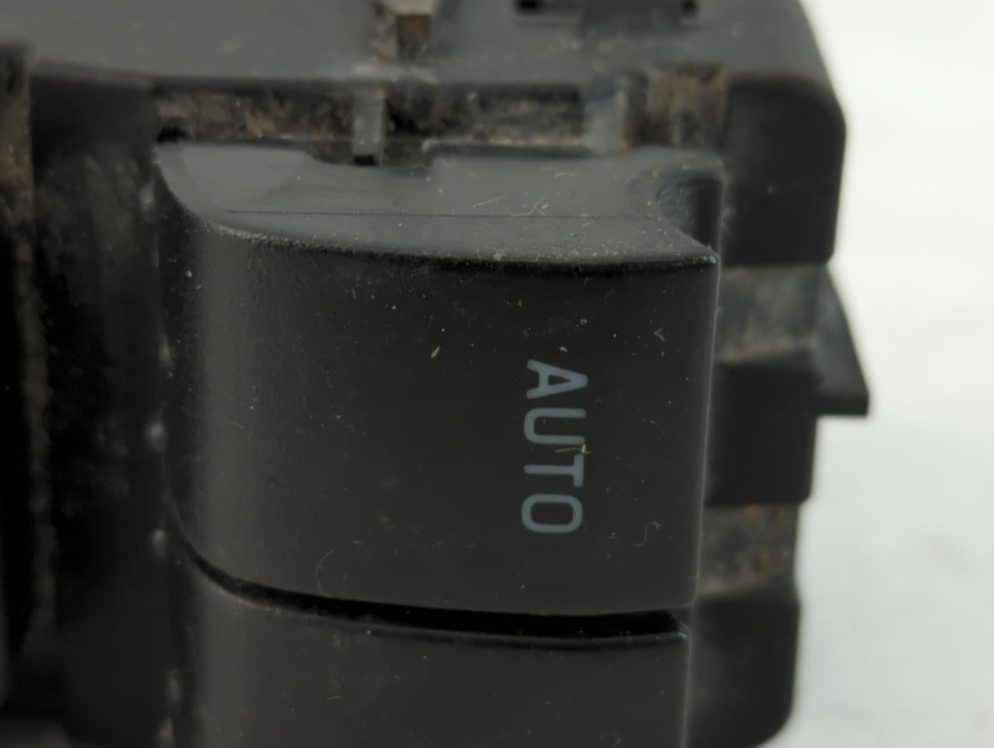 2008-2010 Ford F-350 Master Power Window Switch Replacement Driver Side Left Fits OEM Used Auto Parts - Oemusedautoparts1.co