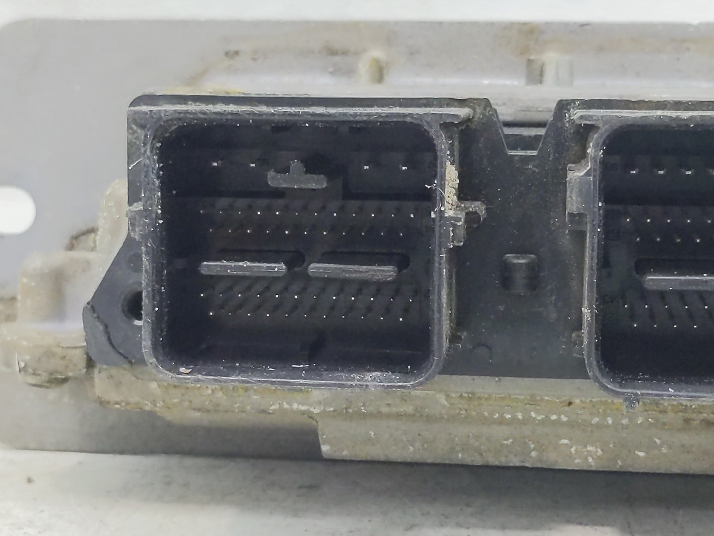 2011-2016 Ford F-350 Super Duty PCM Engine Control Computer ECU ECM PCU OEM P/N:0 281 031 Fits Fits 2011 2012 2013 2014 2015