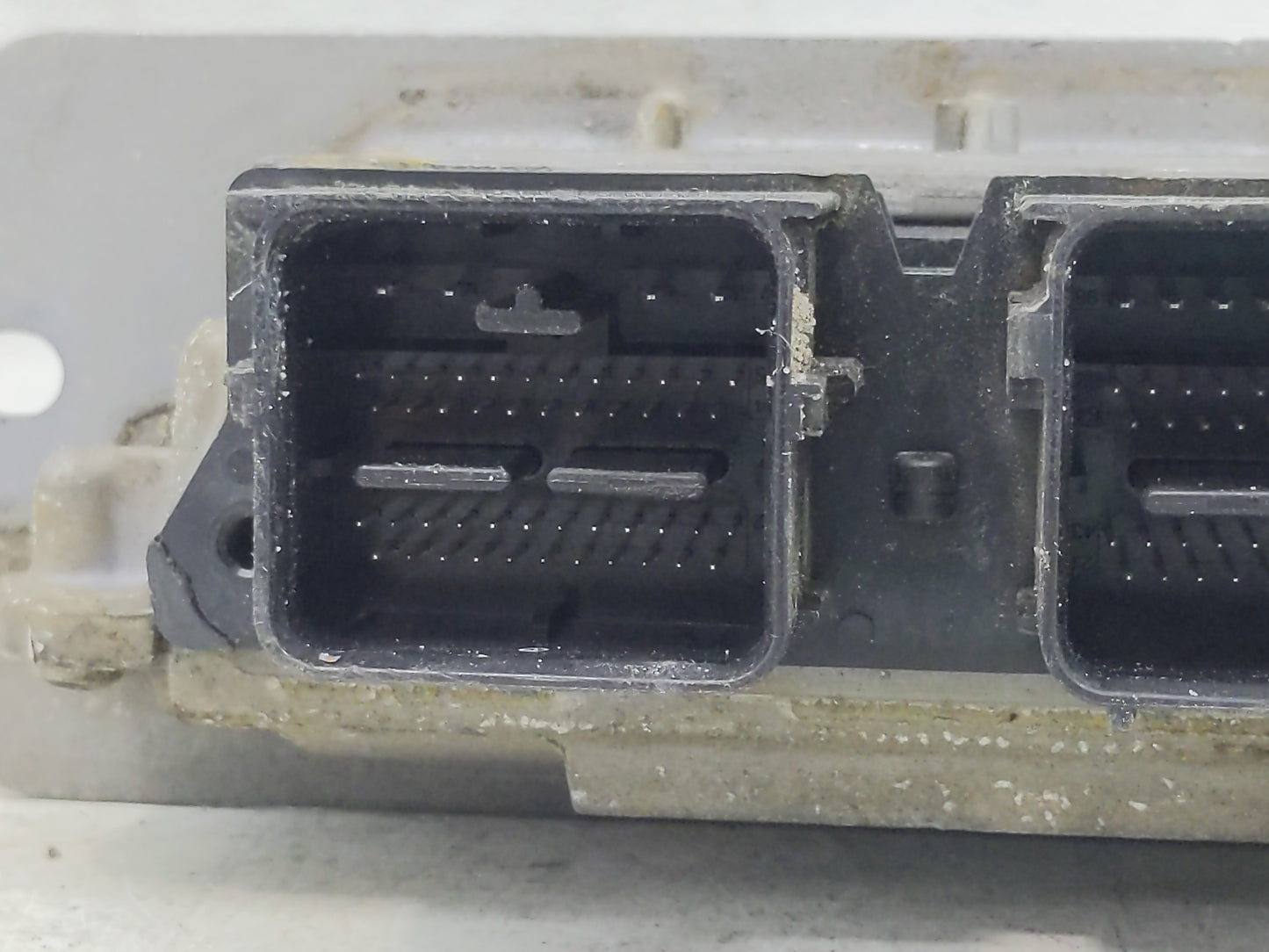 2011-2016 Ford F-350 Super Duty PCM Engine Control Computer ECU ECM PCU OEM P/N:0 281 031 Fits Fits 2011 2012 2013 2014 2015