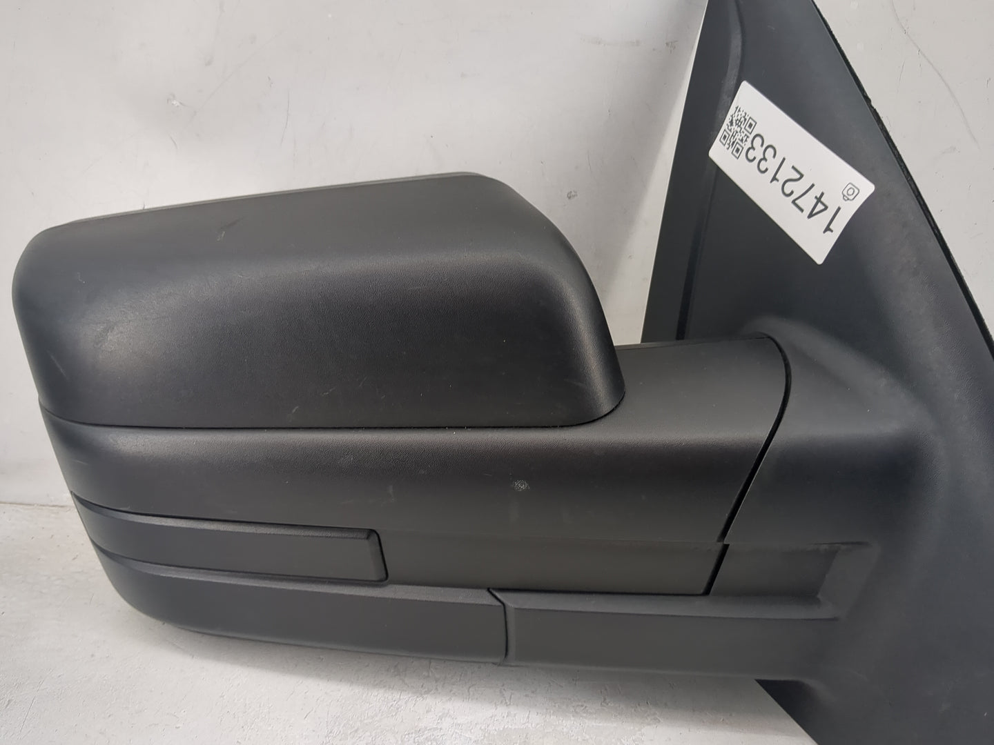 2014 Ford F150 Passenger Side View Mirror - Right Door Mirror OEM Used - Oemusedautoparts1.com