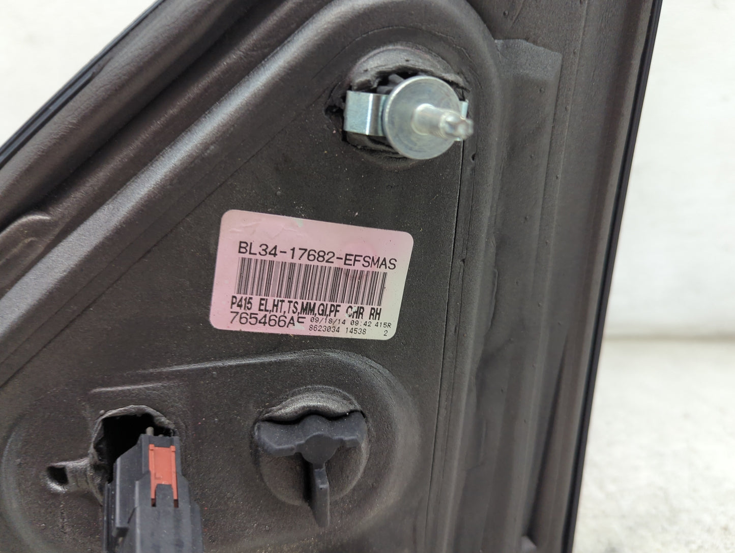 2014 Ford F150 Passenger Side View Mirror - Right Door Mirror OEM Used - Oemusedautoparts1.com