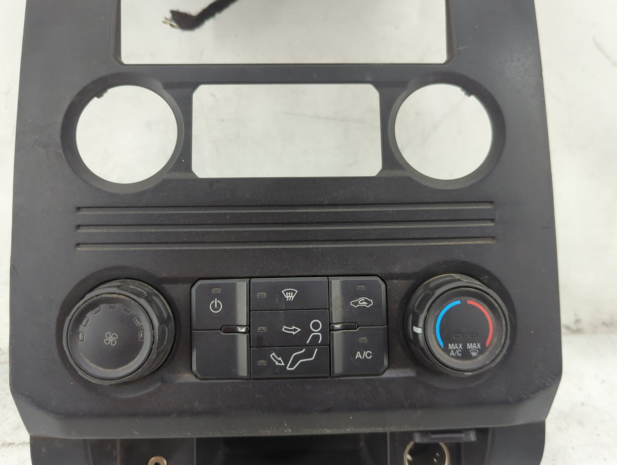 2014 Ford F150 Climate Control Module Temperature AC/Heater Replacement P/N:HC3T-19980-AD Fits OEM Used Auto Parts - Oemused