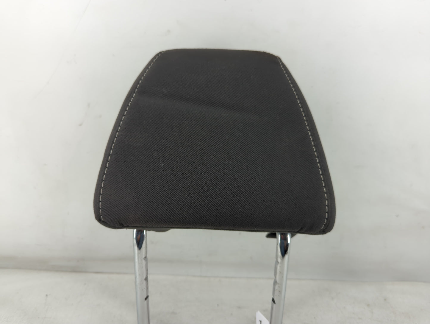 2014-2018 Ford Fiesta Headrest Head Rest Front Driver Passenger Seat Fits Fits 2014 2015 2016 2017 2018 OEM Used Auto Parts 