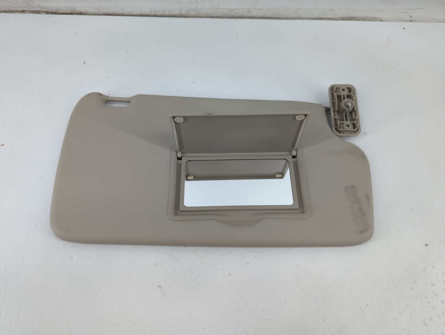2011-2019 Ford Fiesta Sun Visor Shade Replacement Passenger Right Mirror Fits Fits 2011 2012 2013 2014 2015 2016 2017 2018 2