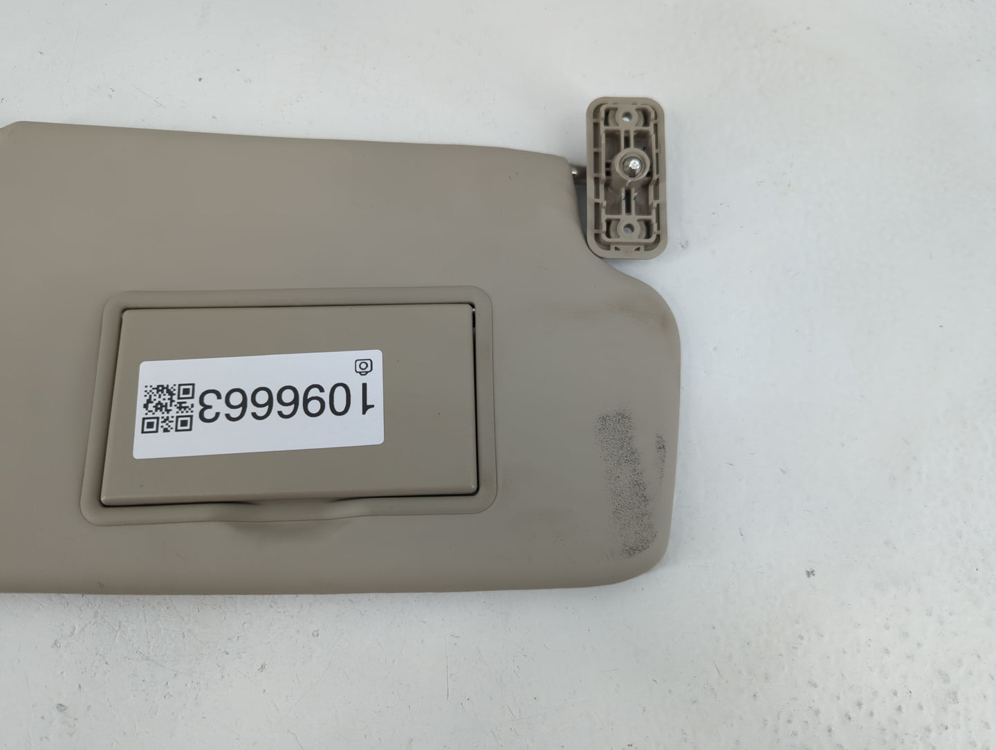 2011-2019 Ford Fiesta Sun Visor Shade Replacement Passenger Right Mirror Fits Fits 2011 2012 2013 2014 2015 2016 2017 2018 2