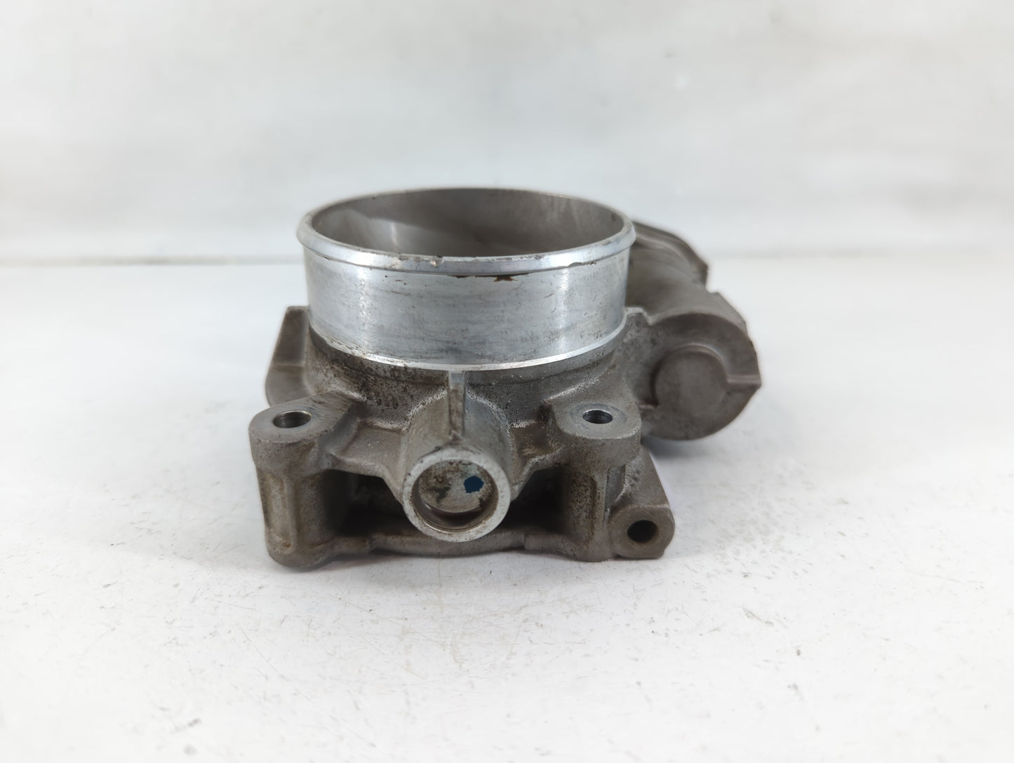 2014-2017 Ford Fiesta Throttle Body P/N:995AA Fits Fits 2014 2015 2016 2017 2018 OEM Used Auto Parts - Oemusedautoparts1.com
