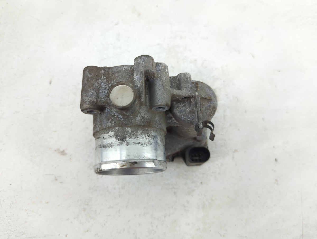 2014-2019 Ford Fiesta Throttle Body P/N:7S7G-9F991-CA Fits Fits 2013 2014 2015 2016 2017 2018 2019 OEM Used Auto Parts - Oem