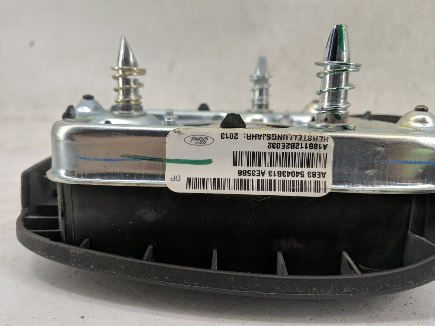 2011-2019 Ford Fiesta Air Bag Driver Left Steering Wheel Mounted 1139829 - Oemusedautoparts1.com