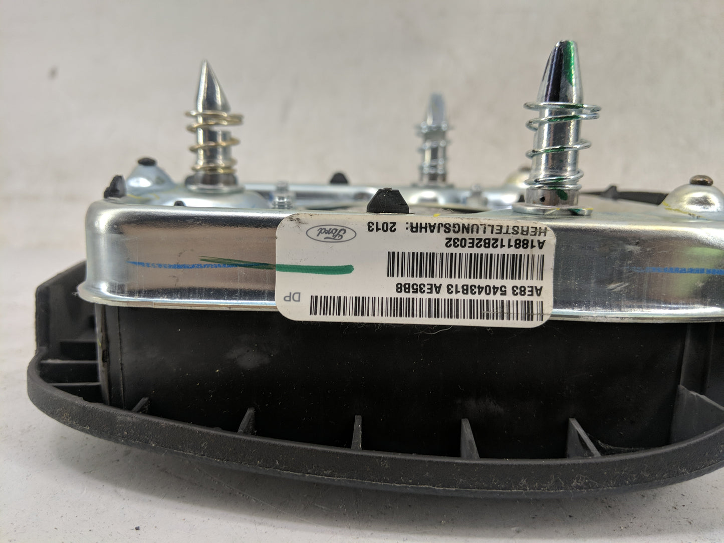 2011-2019 Ford Fiesta Air Bag Driver Left Steering Wheel Mounted 1139829 - Oemusedautoparts1.com