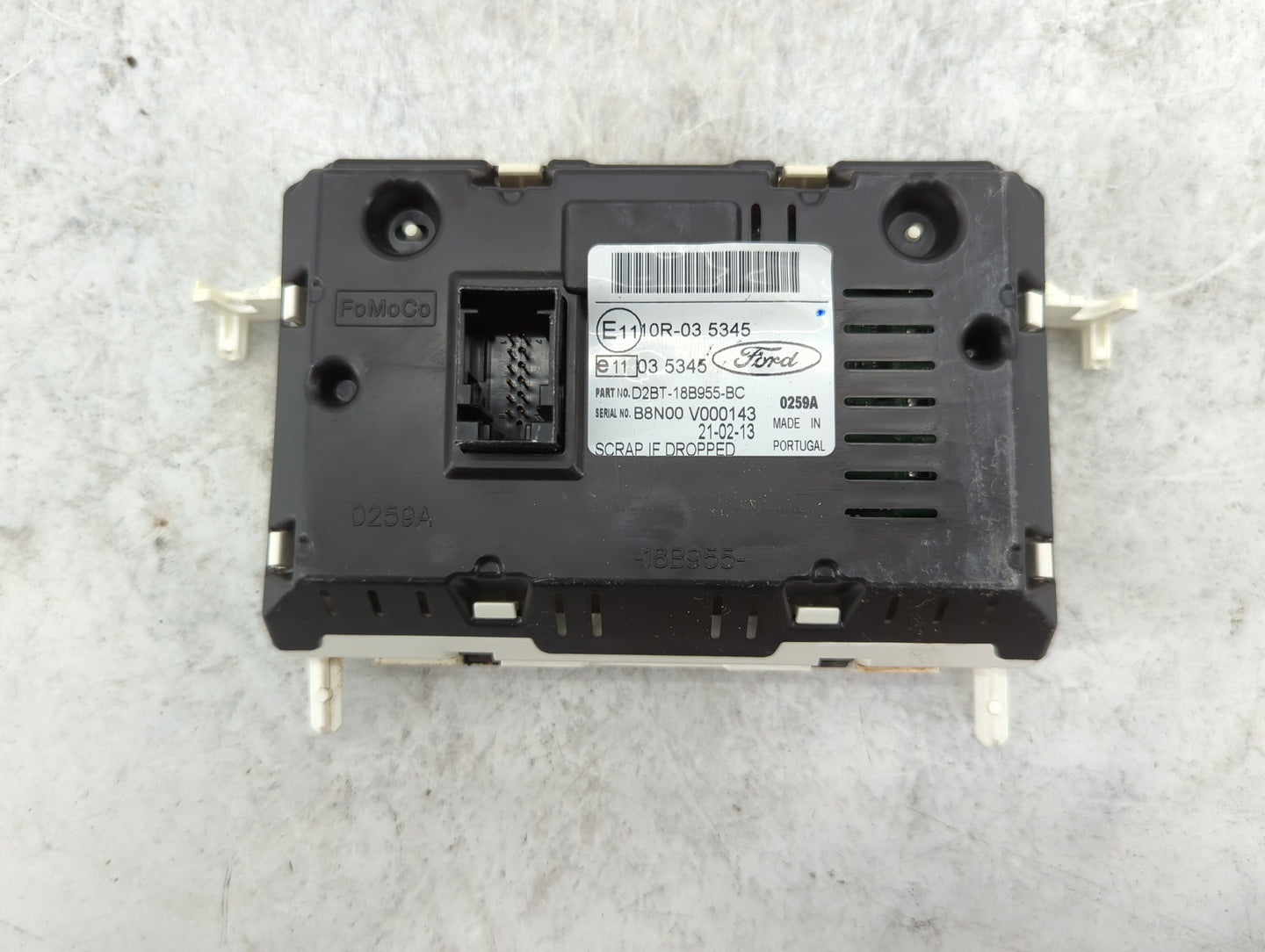 2014-2014 Ford Fiesta Information Display Screen 1139939 - Oemusedautoparts1.com