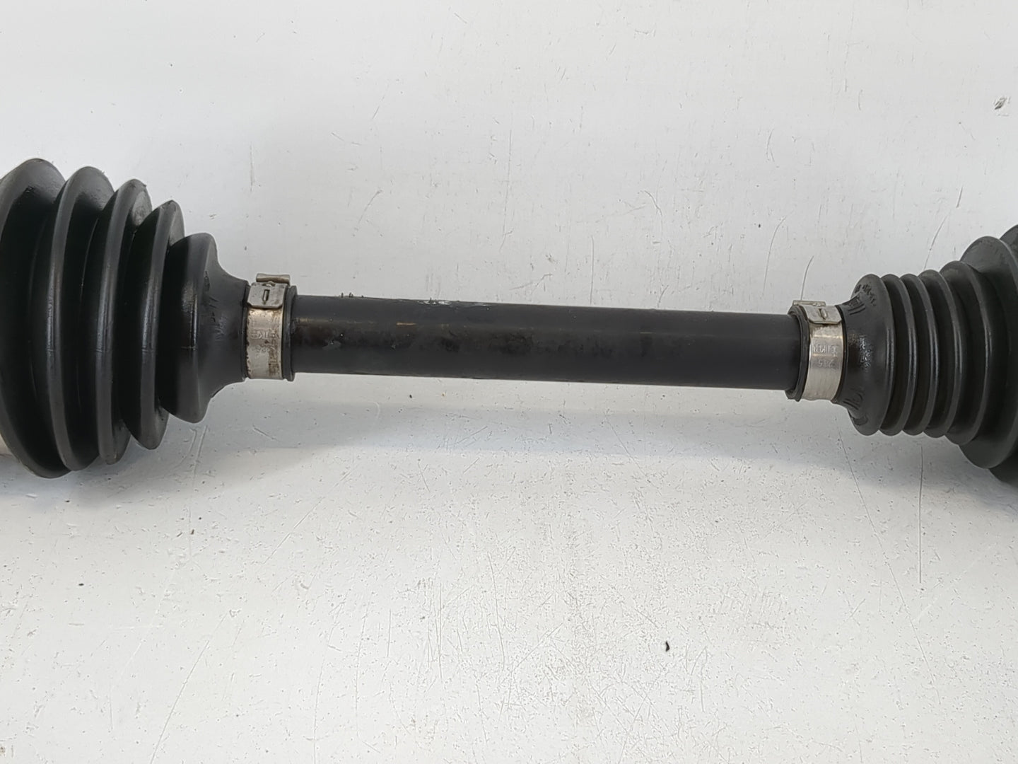 2011-2015 Ford Fiesta Axle Shaft Front Driver Cv C/v - Oemusedautoparts1.com