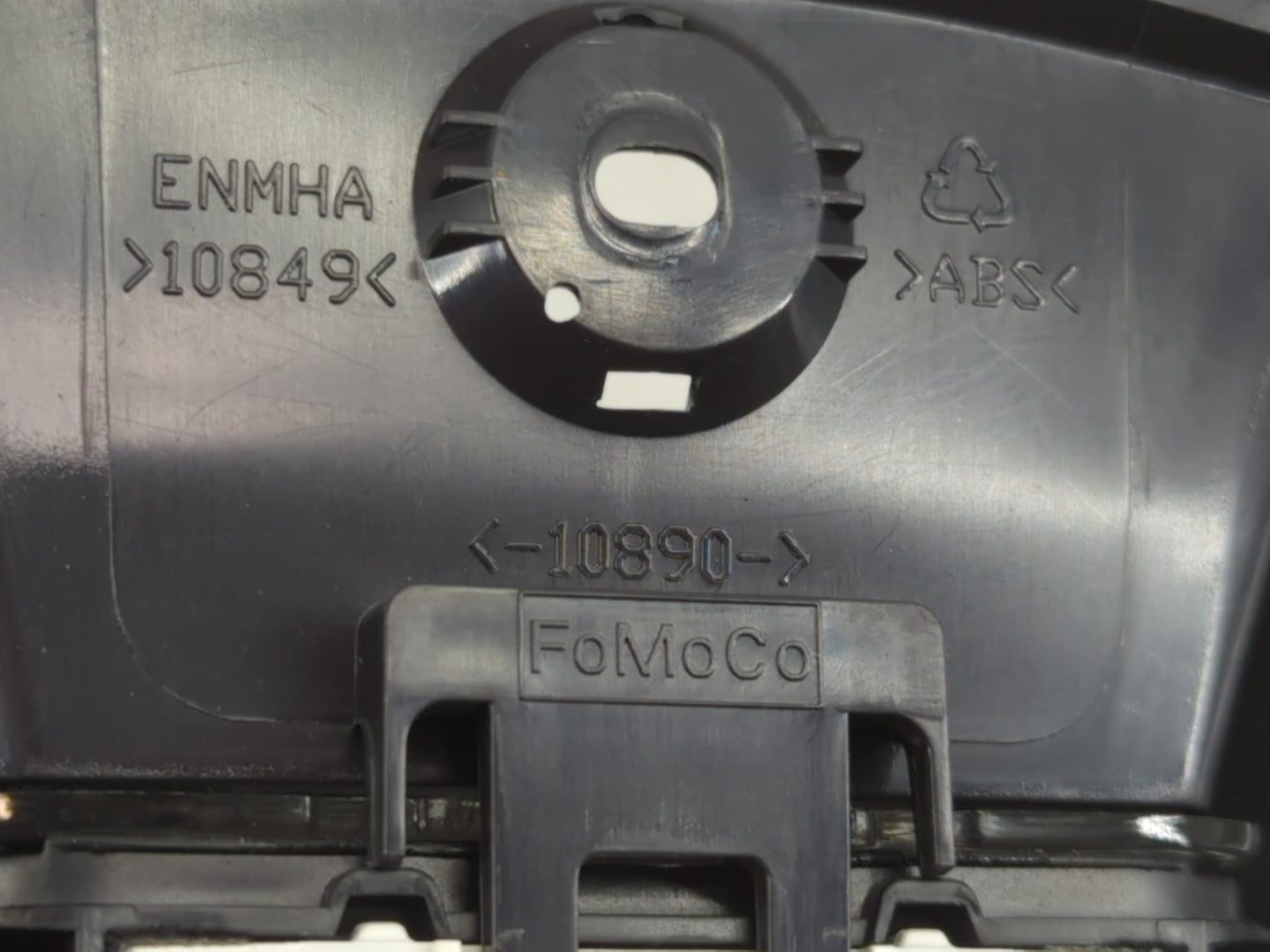 2014-2015 Ford Fiesta Instrument Cluster Speedometer Gauges Fits Fits 2014 2015 OEM Used Auto Parts - Oemusedautoparts1.com