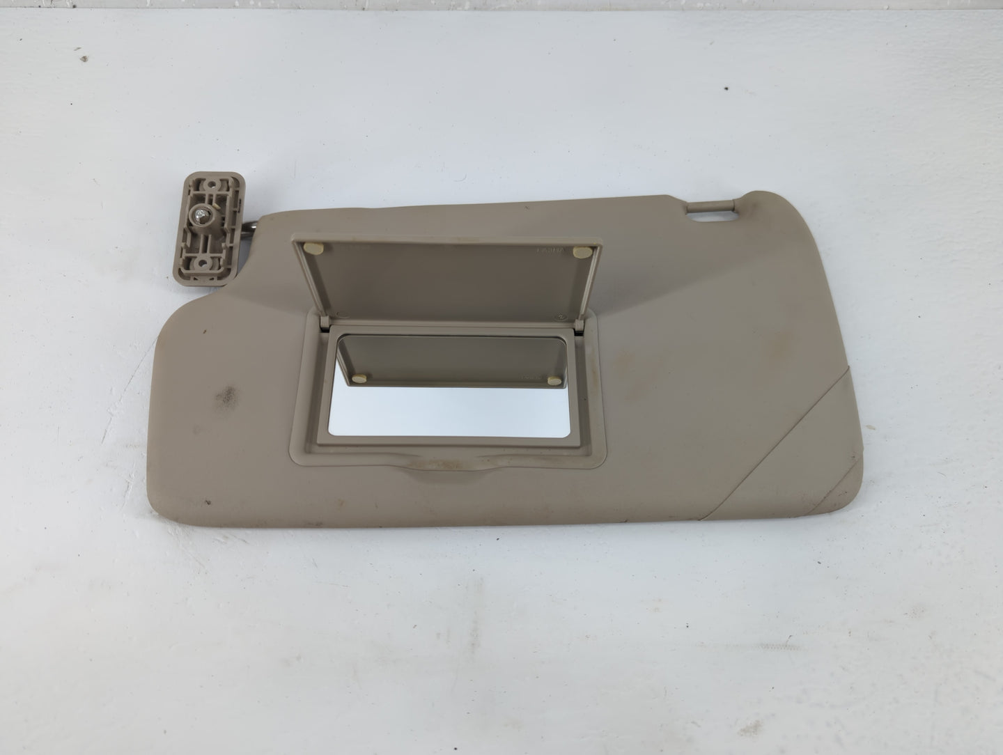 2011-2019 Ford Fiesta Sun Visor Shade Replacement Passenger Right Mirror Fits Fits 2011 2012 2013 2014 2015 2016 2017 2018 2