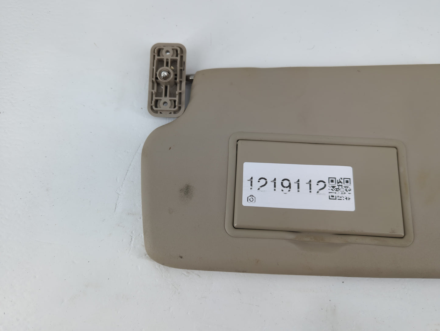 2011-2019 Ford Fiesta Sun Visor Shade Replacement Passenger Right Mirror Fits Fits 2011 2012 2013 2014 2015 2016 2017 2018 2