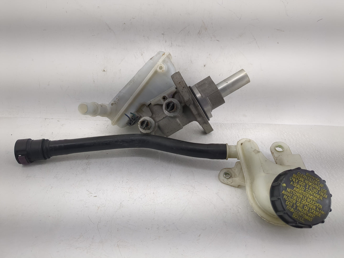 2011-2019 Ford Fiesta Brake Master Cylinder - Oemusedautoparts1.com