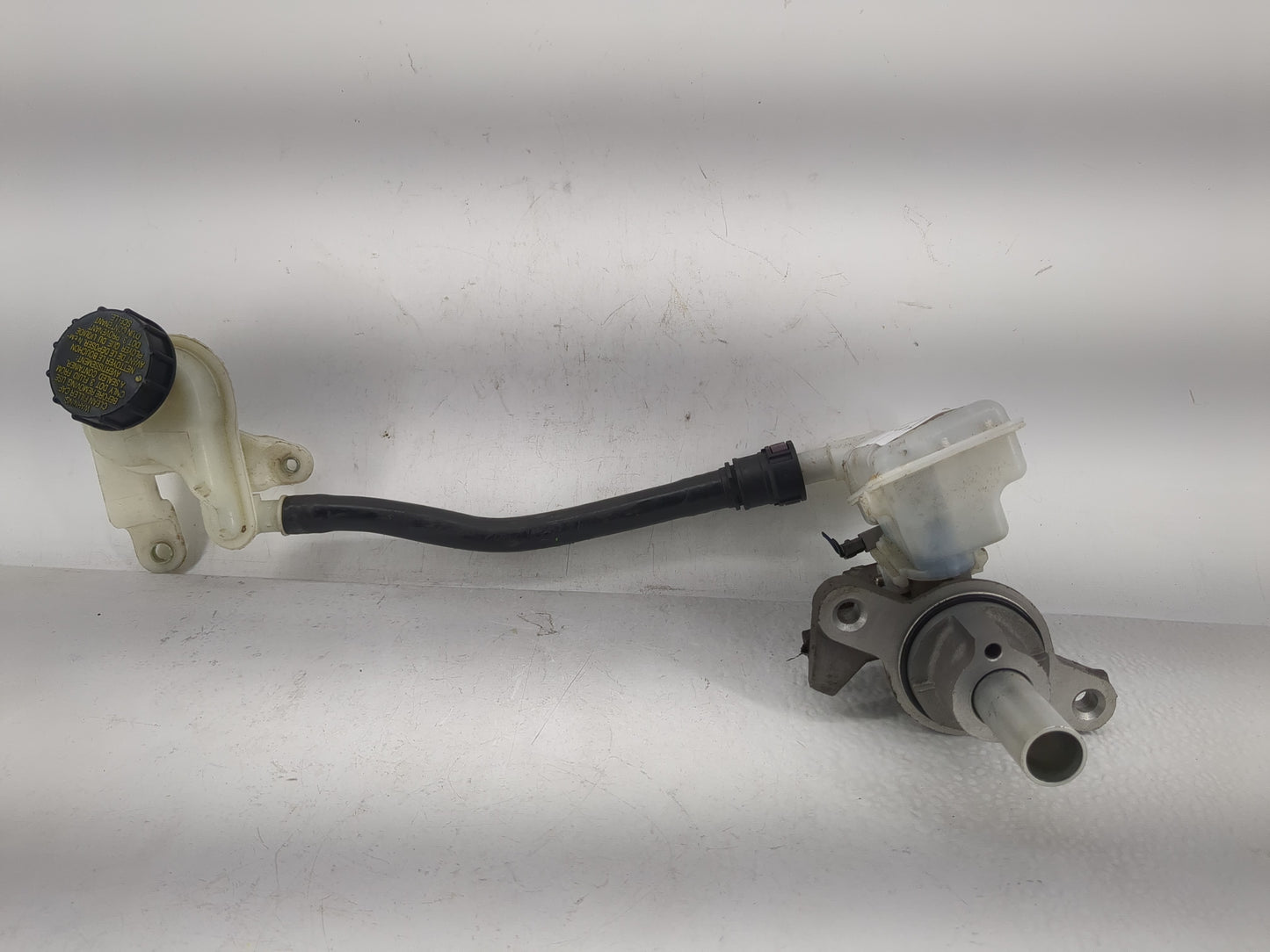 2011-2019 Ford Fiesta Brake Master Cylinder - Oemusedautoparts1.com