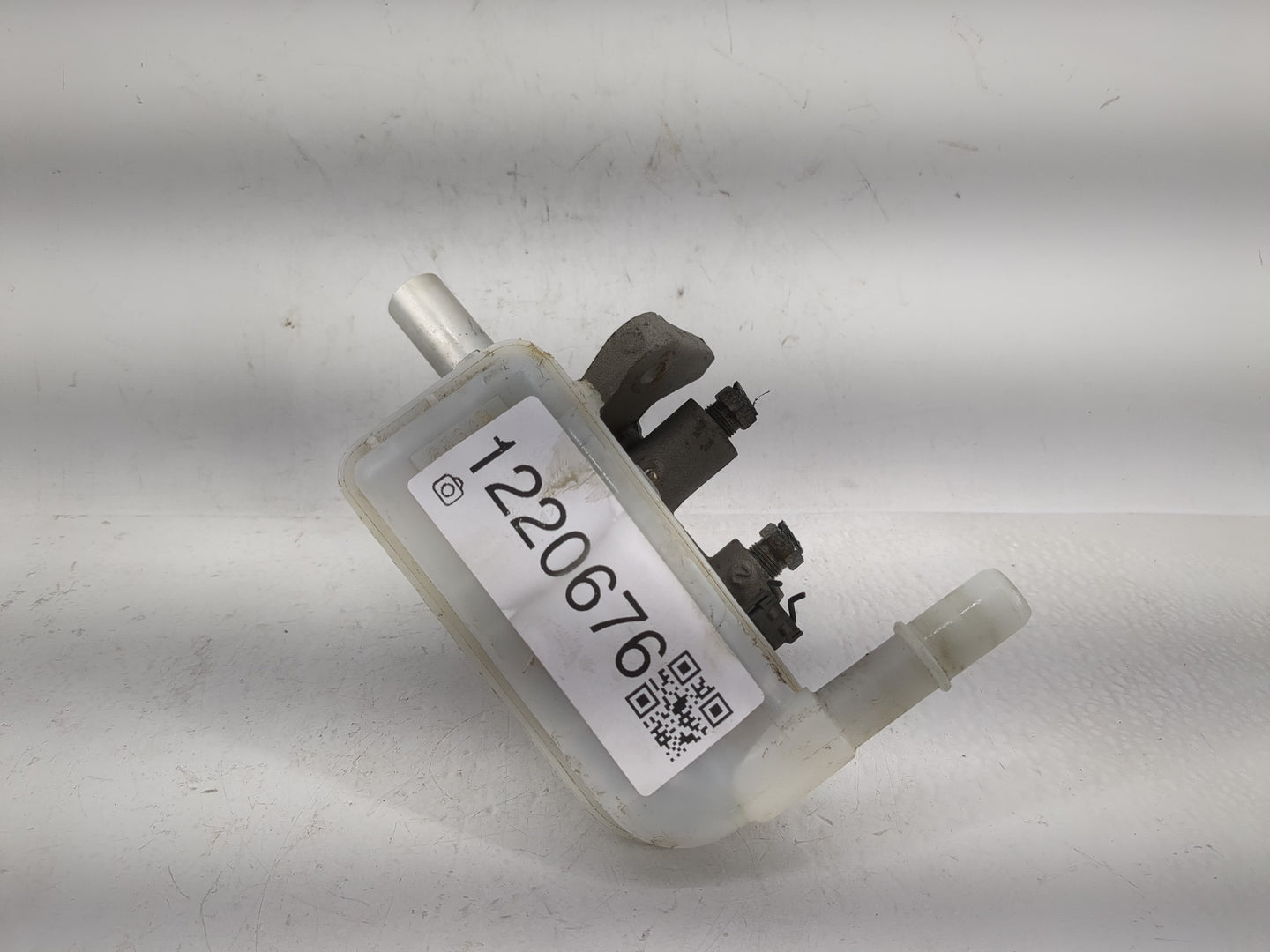2011-2019 Ford Fiesta Brake Master Cylinder - Oemusedautoparts1.com