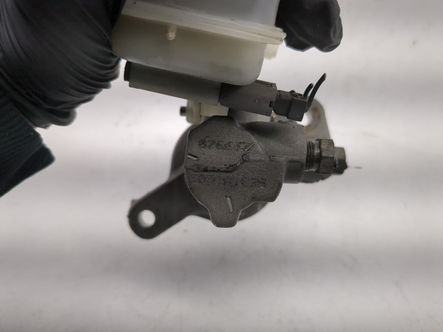 2011-2019 Ford Fiesta Brake Master Cylinder - Oemusedautoparts1.com