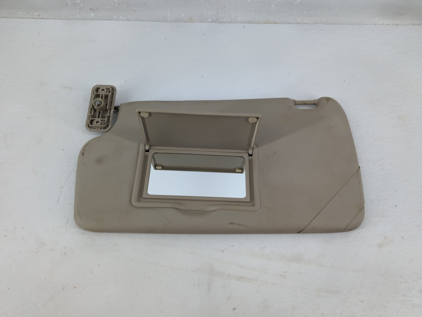 2011-2019 Ford Fiesta Sun Visor Shade Replacement Passenger Right Mirror Fits Fits 2011 2012 2013 2014 2015 2016 2017 2018 2