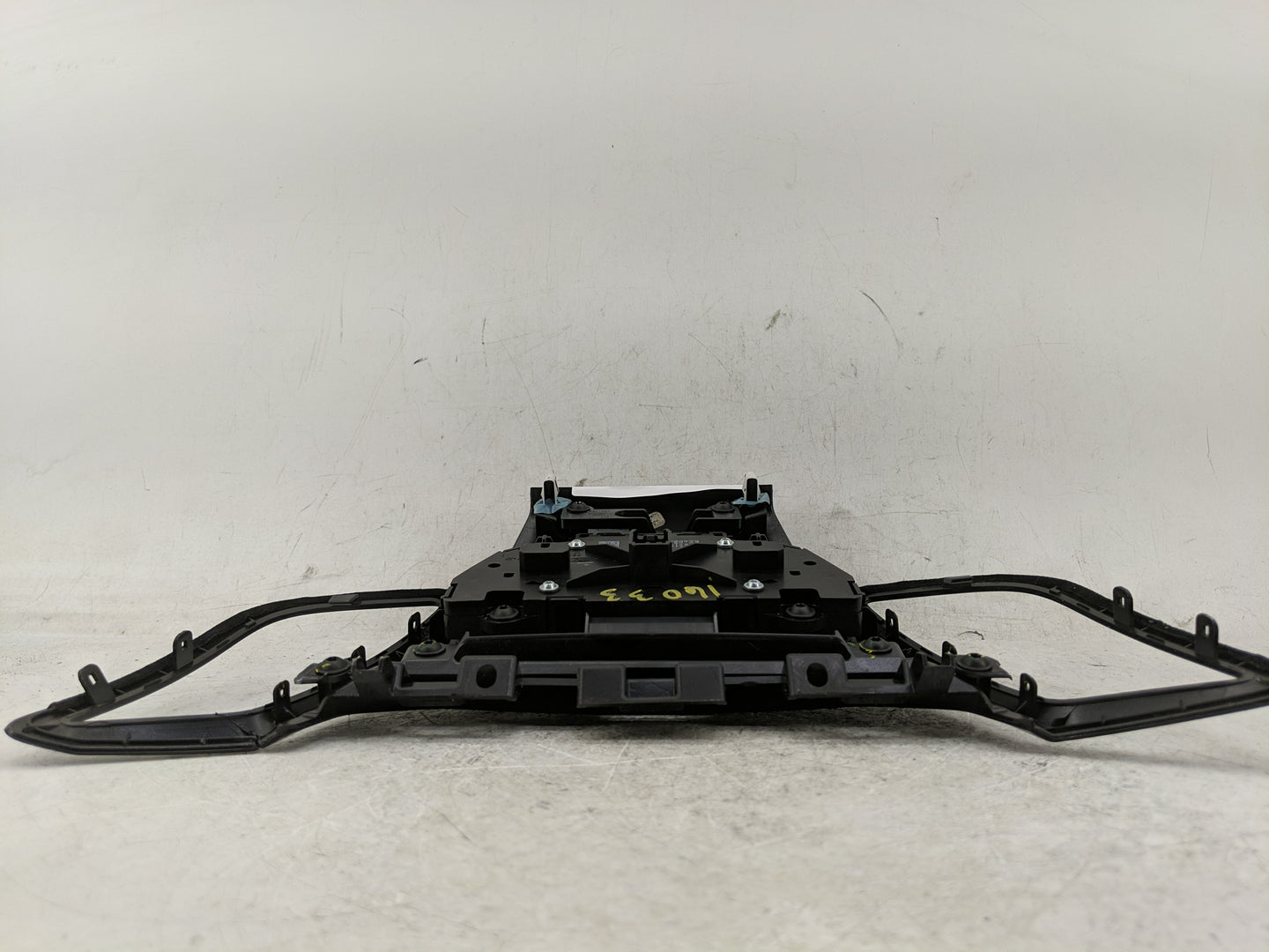 2014-2016 Ford Fiesta Radio Control Panel - Oemusedautoparts1.com