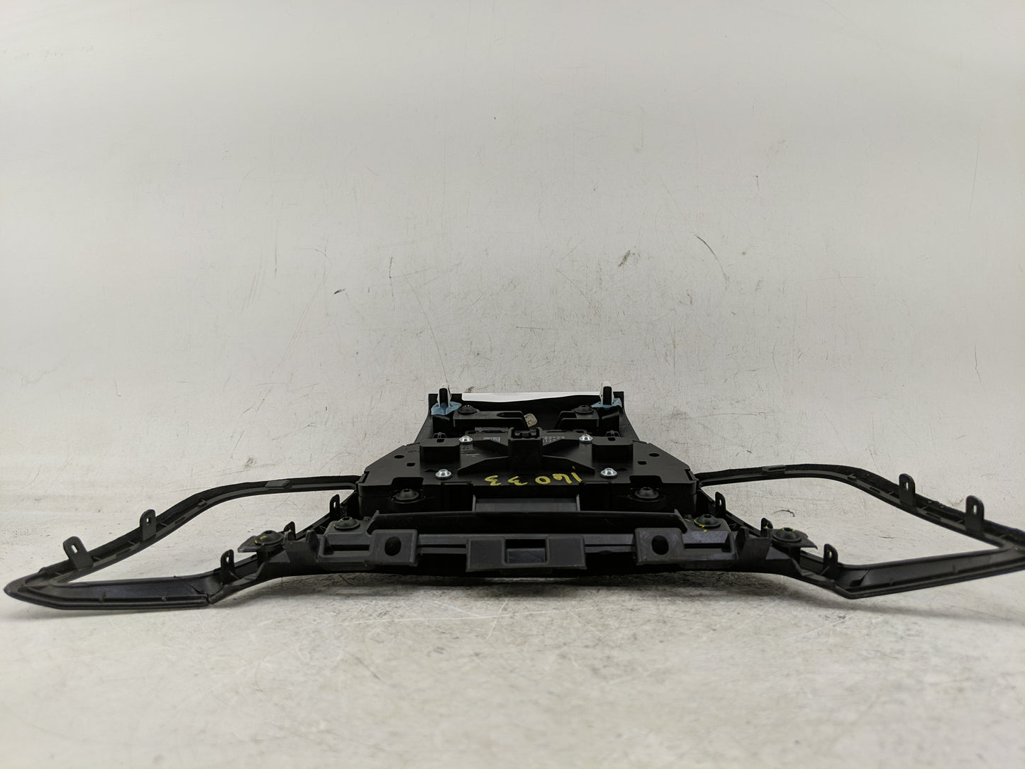 2014-2016 Ford Fiesta Radio Control Panel - Oemusedautoparts1.com