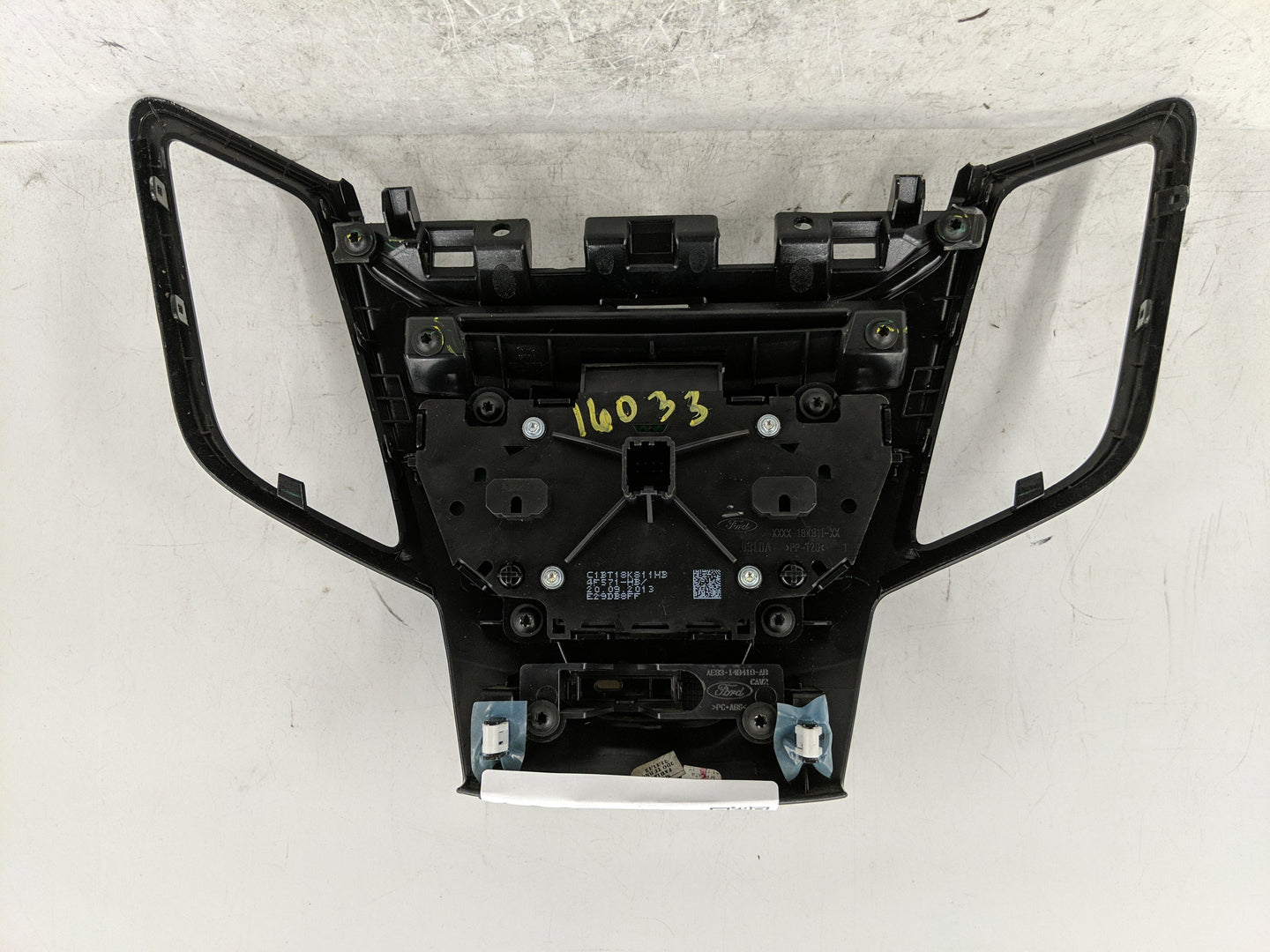 2014-2016 Ford Fiesta Radio Control Panel - Oemusedautoparts1.com
