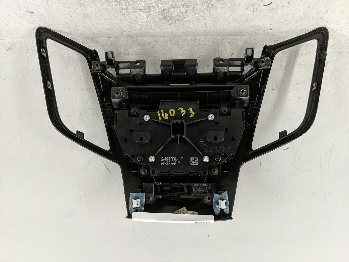 2014-2016 Ford Fiesta Radio Control Panel - Oemusedautoparts1.com