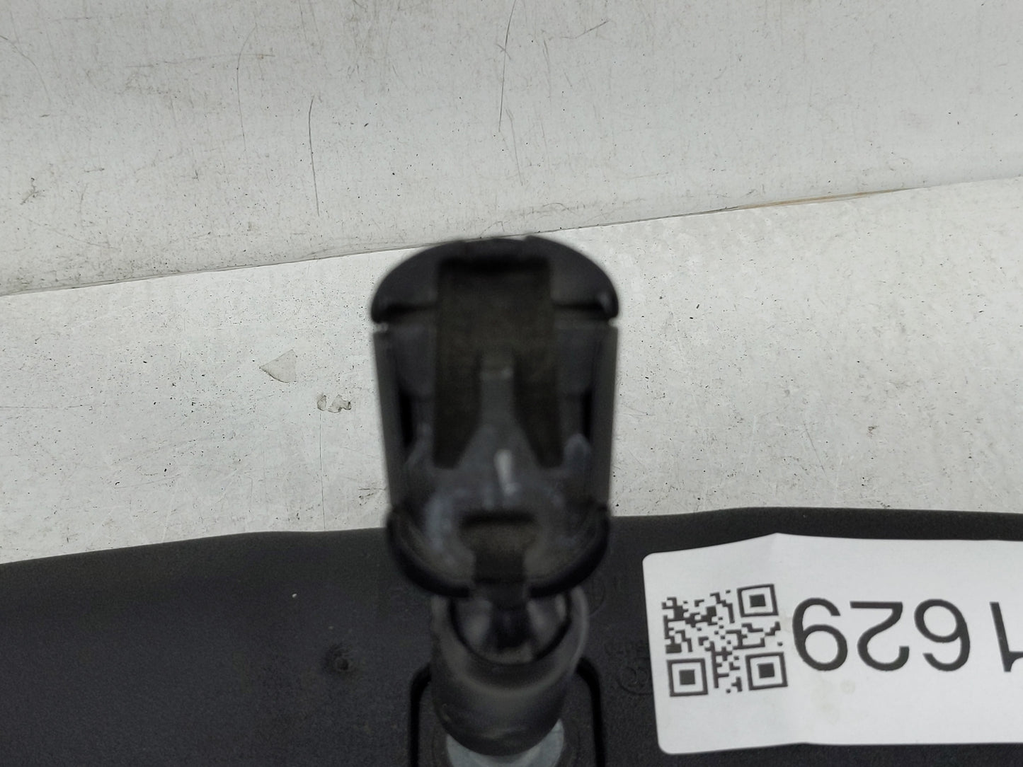 2011-2019 Ford Fiesta Interior Rear View Mirror Replacement OEM P/N:E8011083 Fits OEM Used Auto Parts - Oemusedautoparts1.co