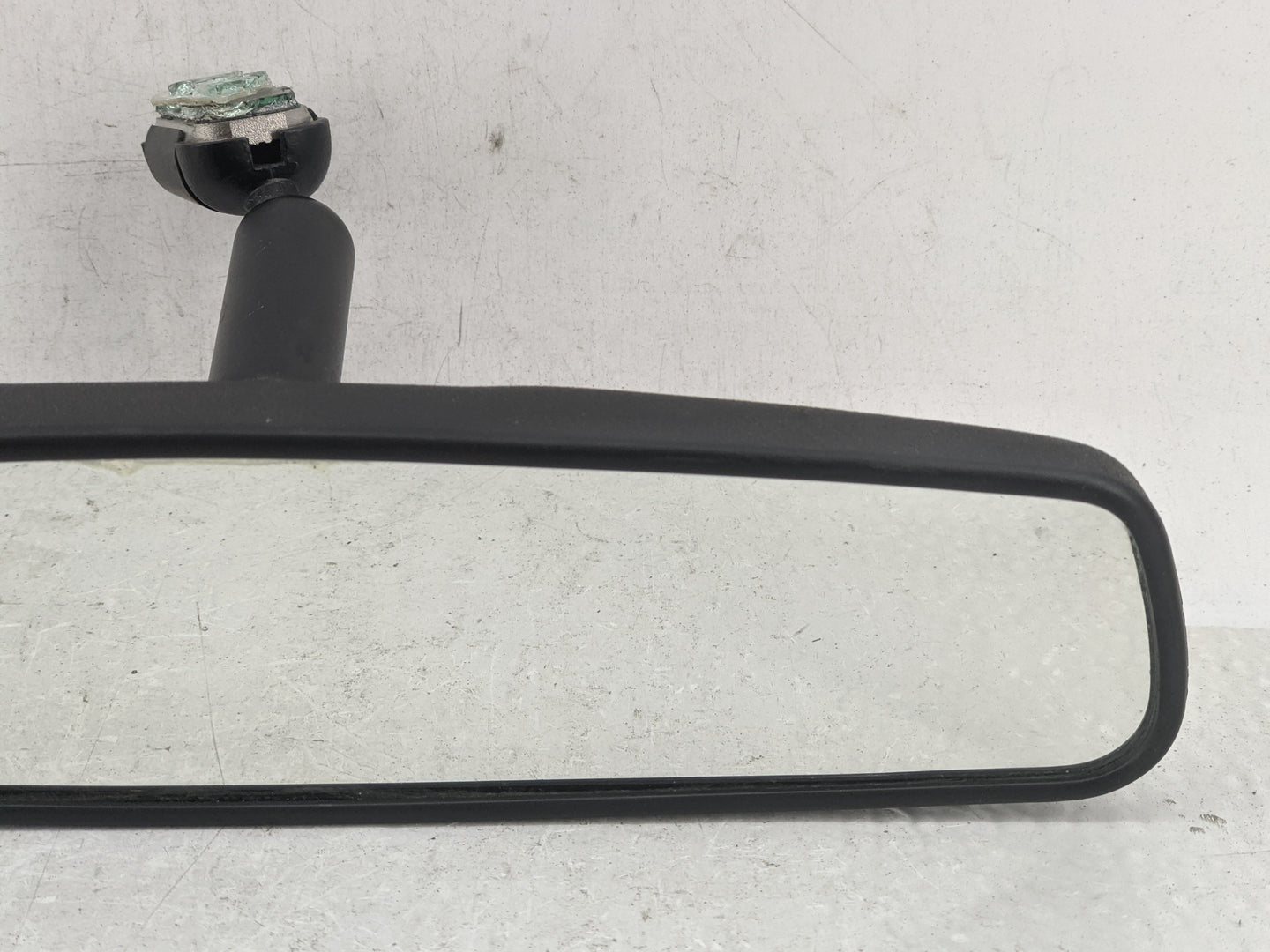 2011-2019 Ford Fiesta Interior Rear View Mirror Replacement OEM P/N:E8011083 Fits OEM Used Auto Parts - Oemusedautoparts1.co