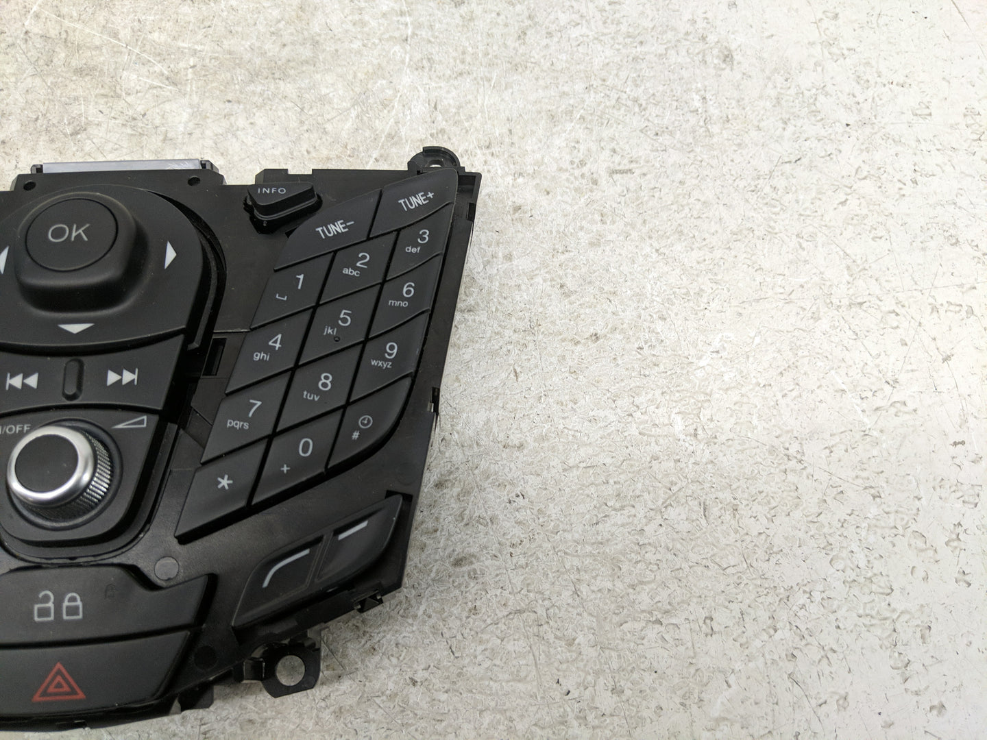 2014-2015 Ford Fiesta Radio Control Panel - Oemusedautoparts1.com
