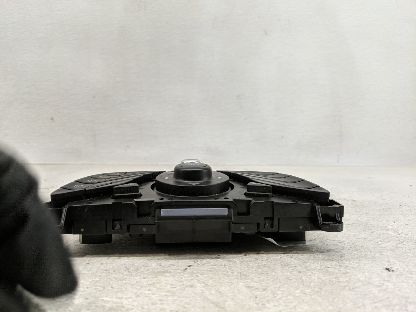 2014-2015 Ford Fiesta Radio Control Panel - Oemusedautoparts1.com