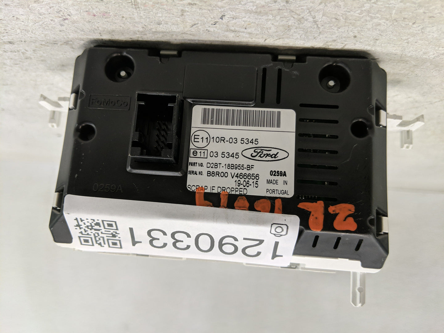 2014-2017 Ford Fiesta Information Display Screen - Oemusedautoparts1.com