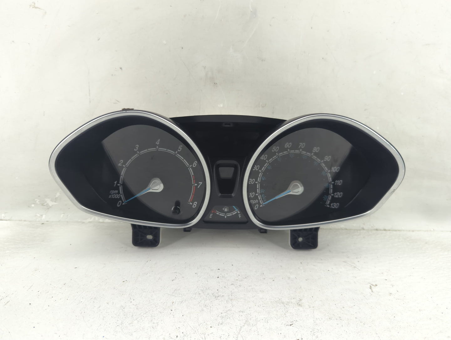 2014-2015 Ford Fiesta Instrument Cluster Speedometer Gauges P/N:DUBZ-10849-AA Fits Fits 2014 2015 OEM Used Auto Parts - Oemu