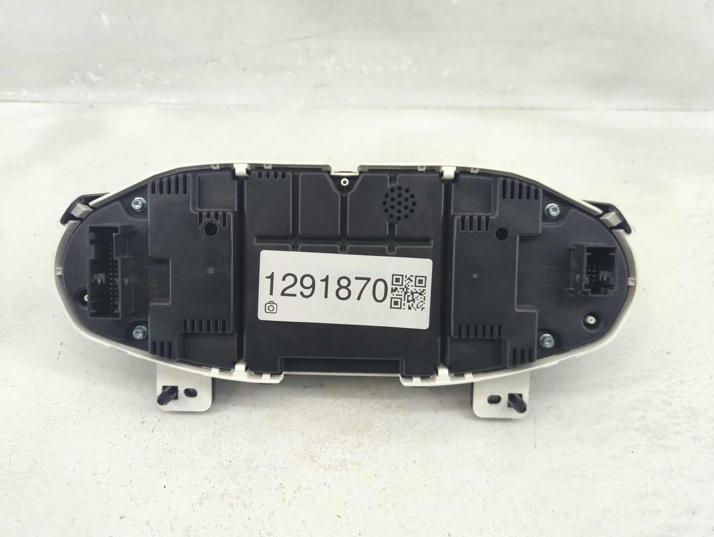 2014-2015 Ford Fiesta Instrument Cluster Speedometer Gauges P/N:DUBZ-10849-AA Fits Fits 2014 2015 OEM Used Auto Parts - Oemu