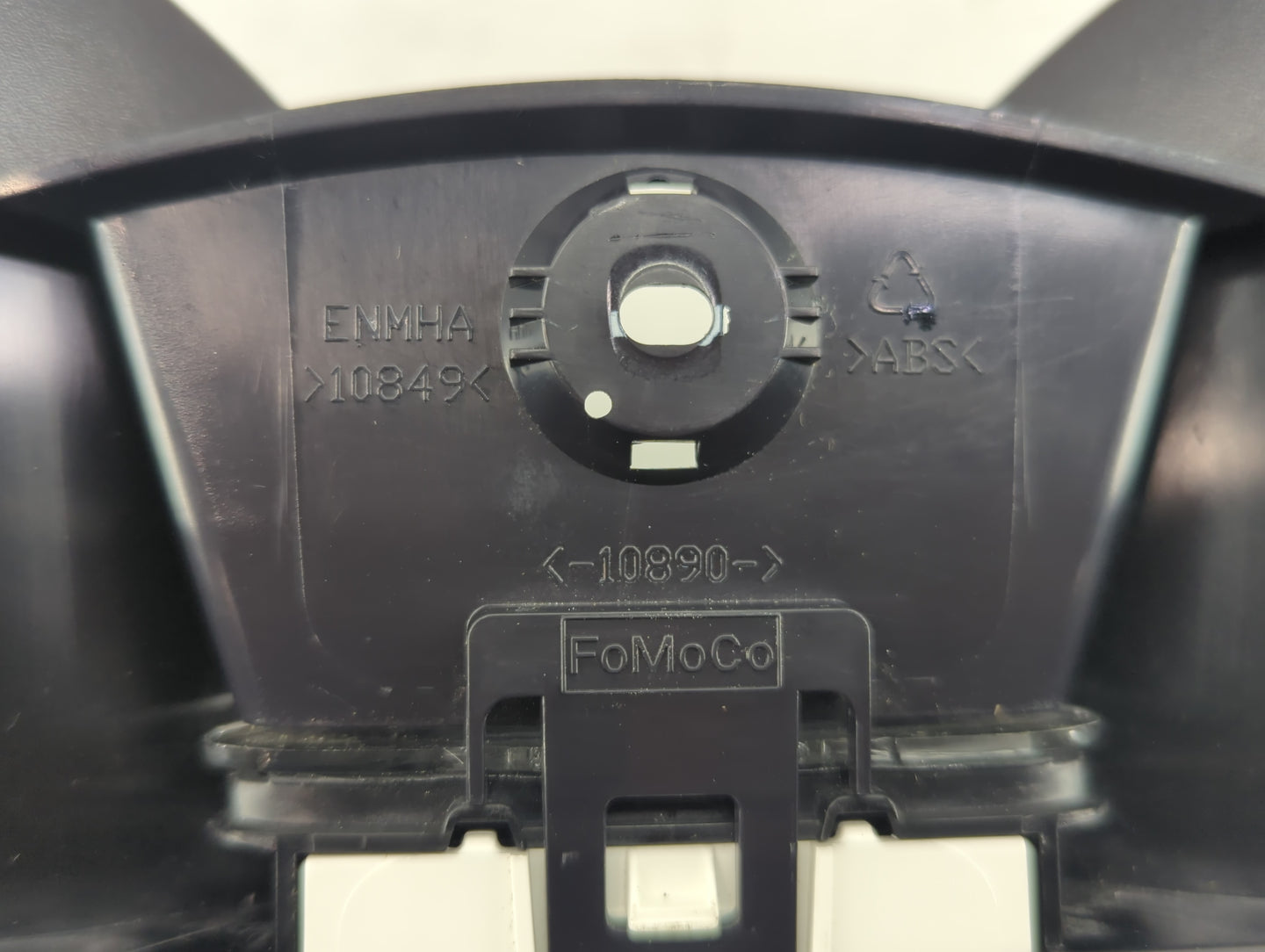 2014-2015 Ford Fiesta Instrument Cluster Speedometer Gauges P/N:DUBZ-10849-AA Fits Fits 2014 2015 OEM Used Auto Parts - Oemu