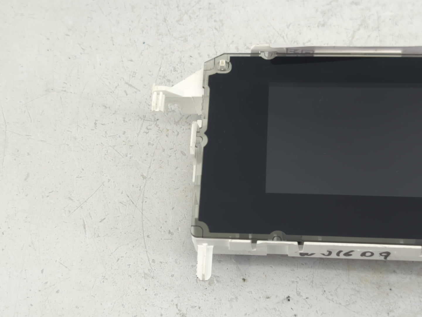 2014-2017 Ford Fiesta Information Display Screen - Oemusedautoparts1.com
