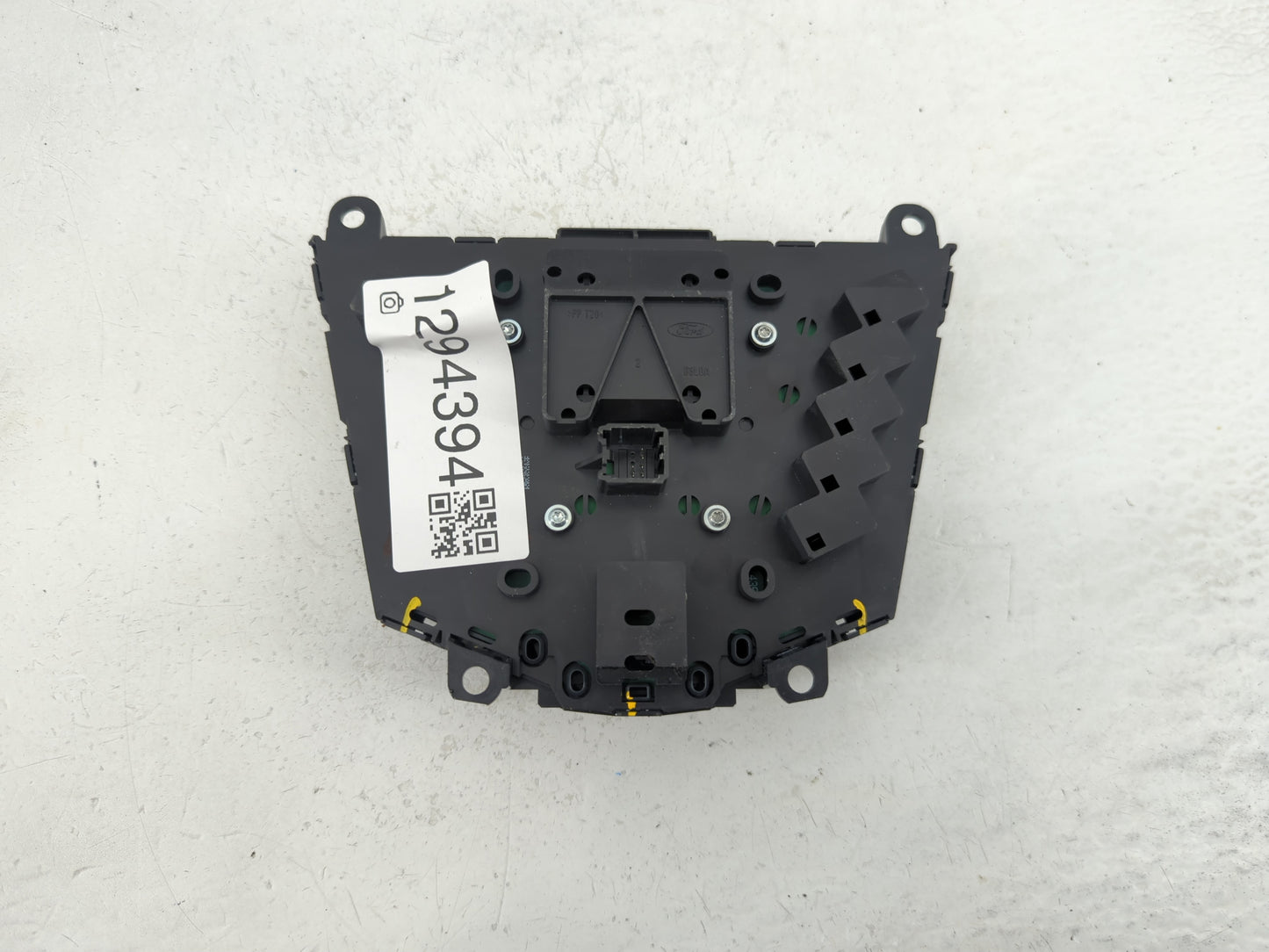 2014-2015 Ford Fiesta Radio Control Panel - Oemusedautoparts1.com